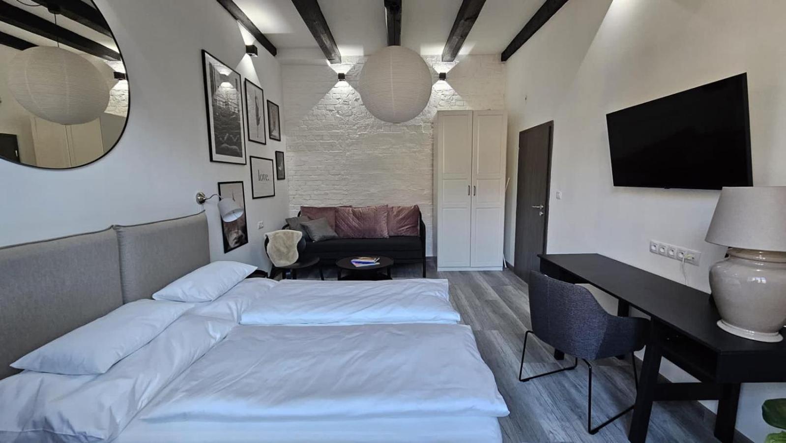 Great Living Apartments Karlovy Vary Ngoại thất bức ảnh